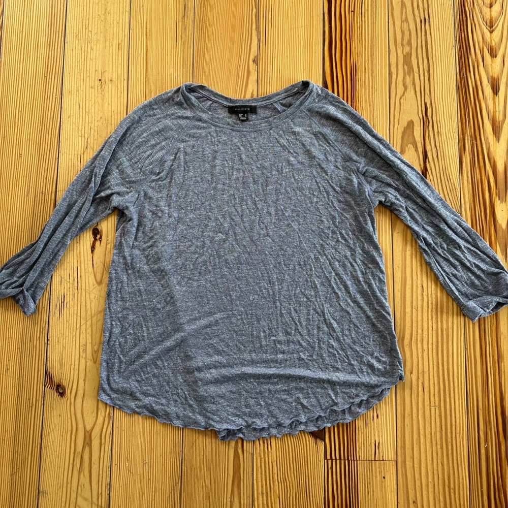 Lightweight 3/4 sleeve tee size 18